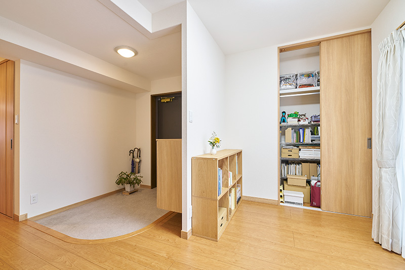 収納たっぷりな玄関