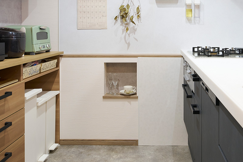 配管スペースを利用したニッチ