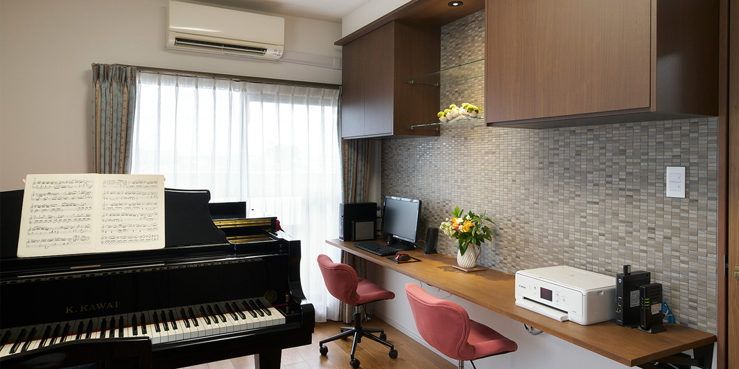 豊田市の施工事例　夫婦で楽しむ、陽だまりの趣味部屋