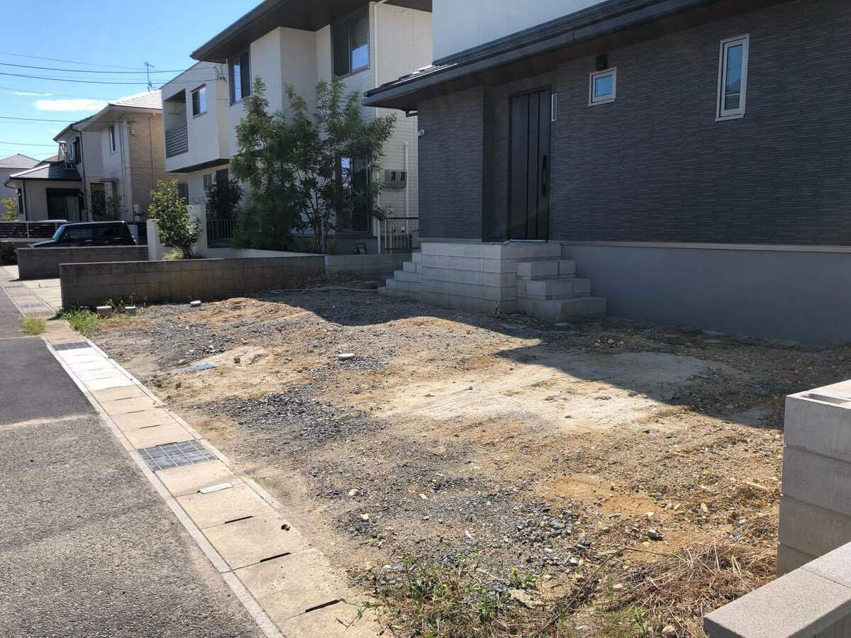 リフォーム前の駐車場