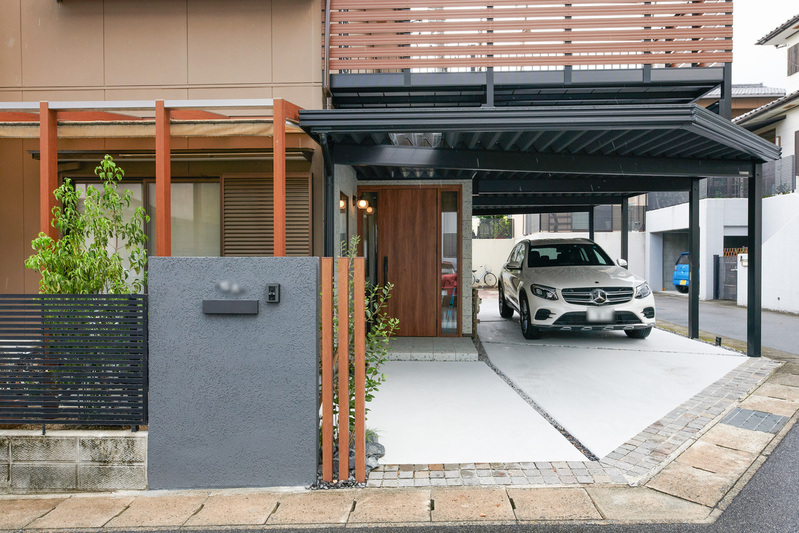 料亭風の上品な門まわり