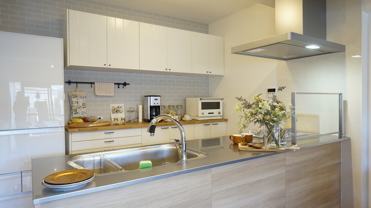 バイブレーション天板で傷に強いキッチン