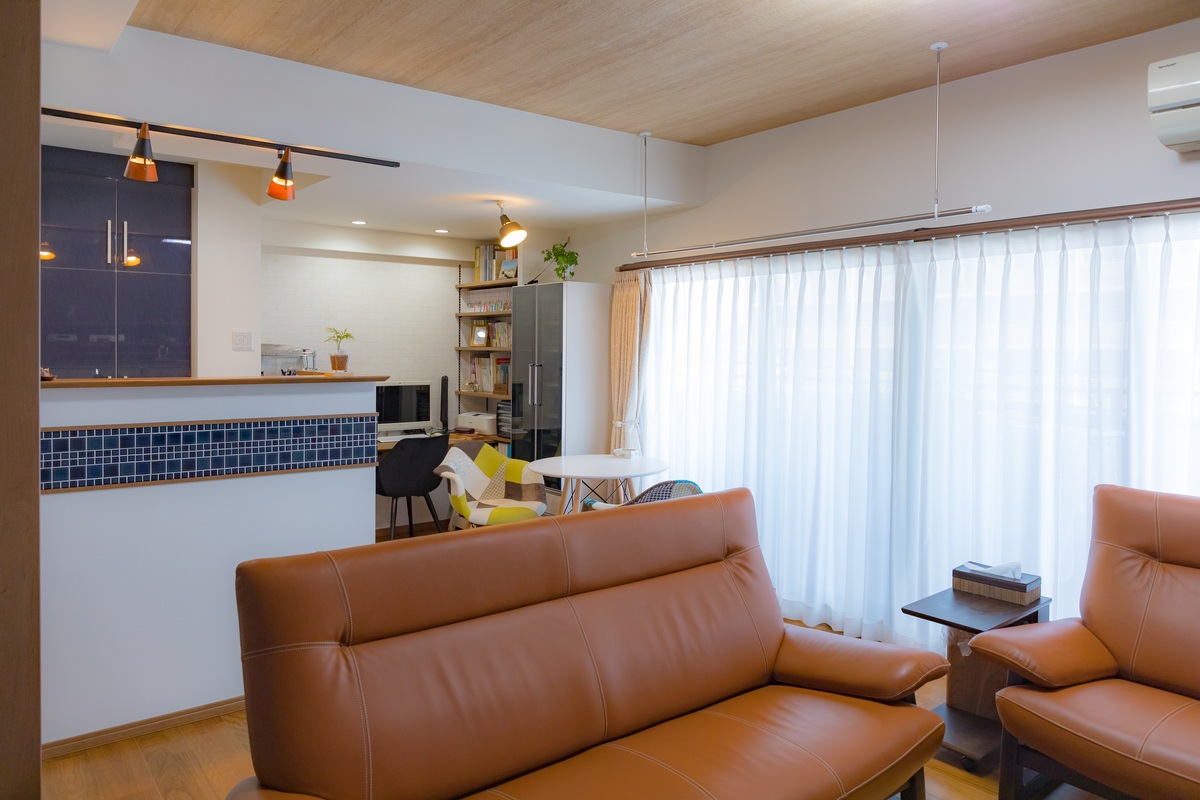 大きなソファが置ける快適リビング