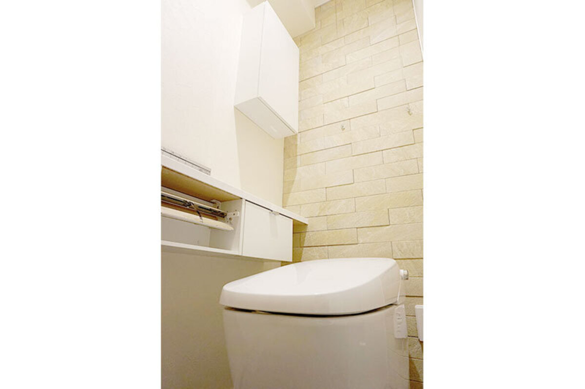 シンプル上品なトイレデザイン