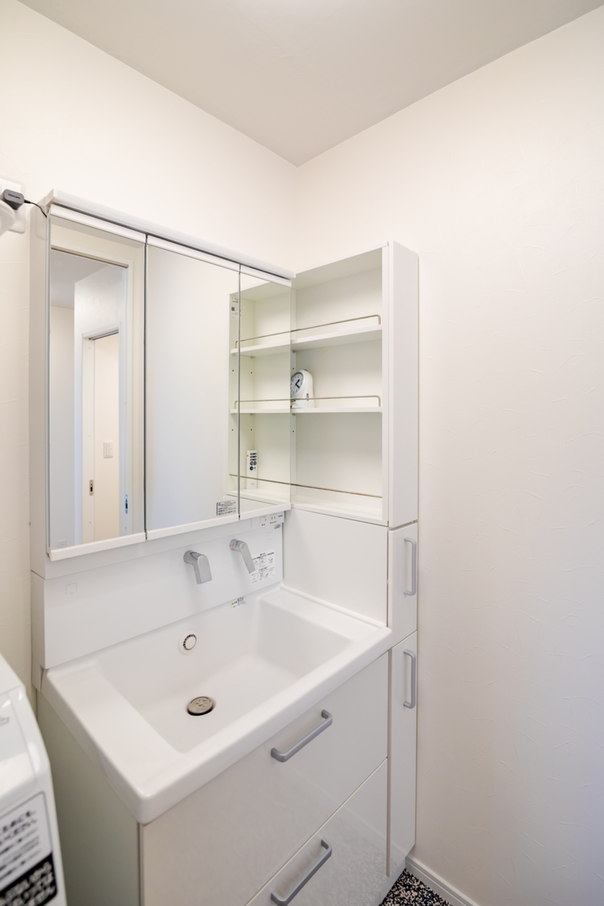 清潔で整った洗面収納スペース