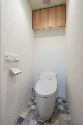 空間に広がりを感じるトイレ