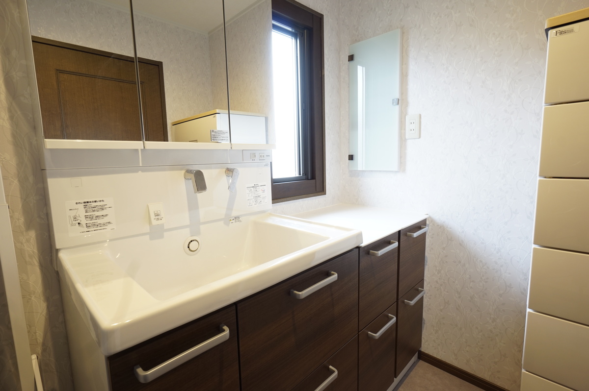 引き出し収納が便利な洗面台