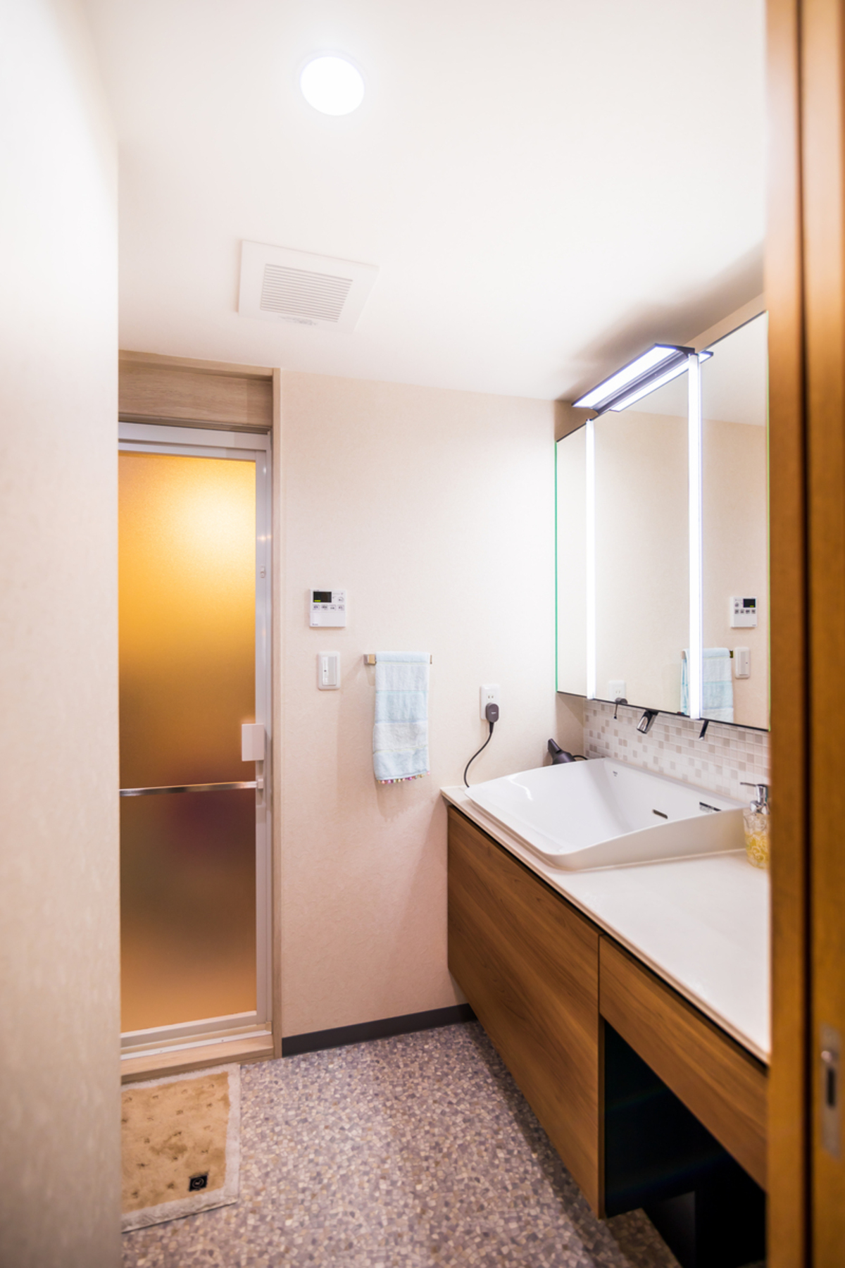 収納力のある洗面化粧台