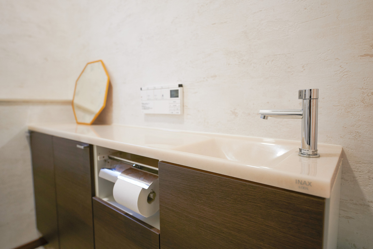 清潔感ある手洗いカウンター