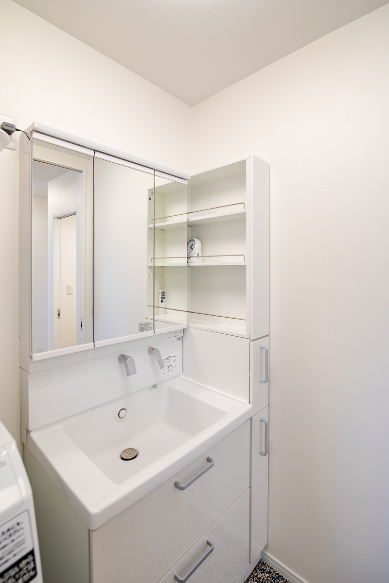 清潔で整った洗面収納スペース