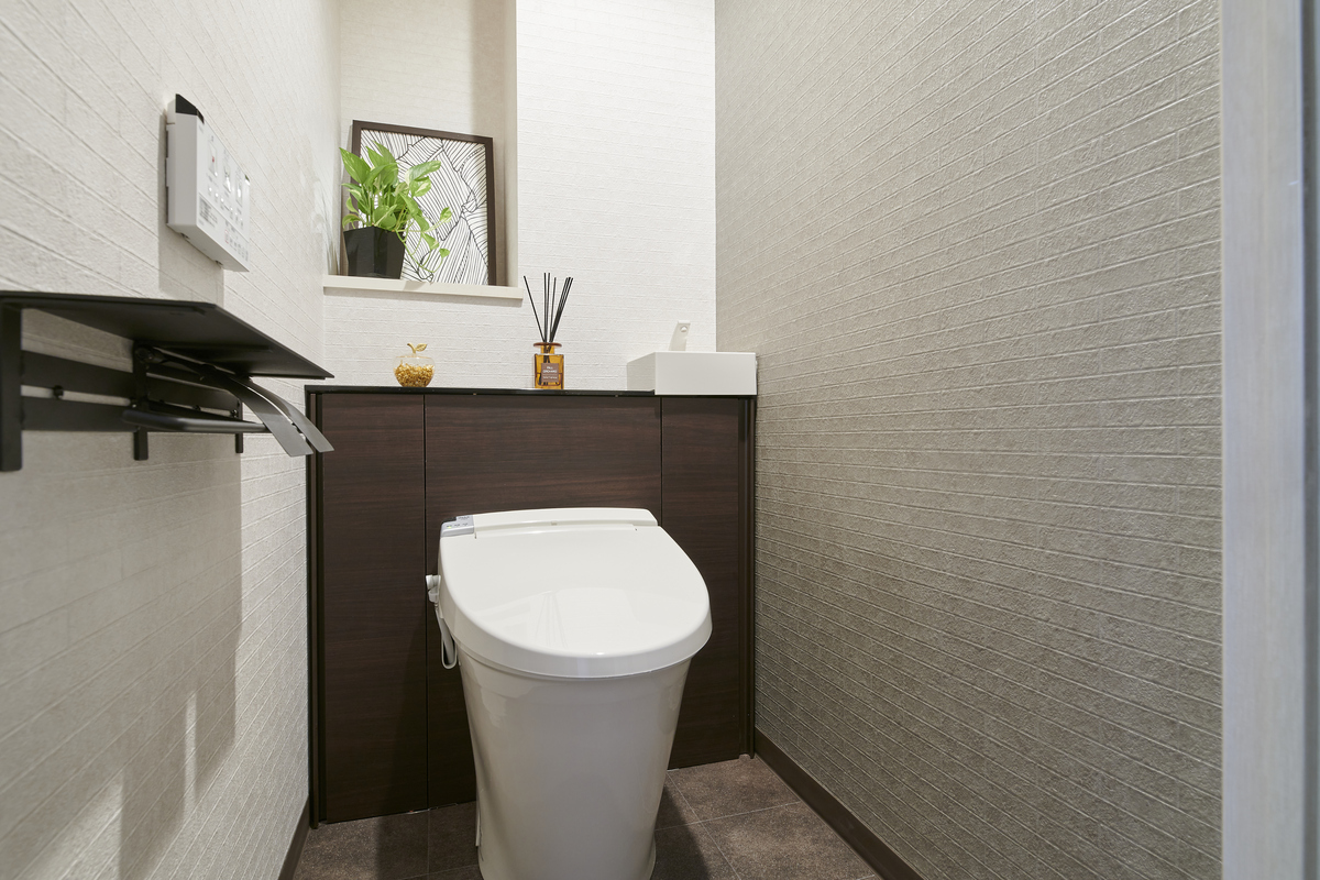 瀬戸市の施工事例　住まいと調和するトイレデザイン