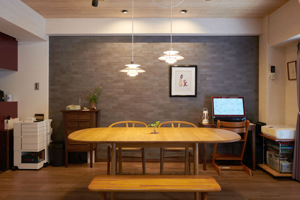 尾張旭市の施工事例　素材の表情が映えるくつろぎLDK