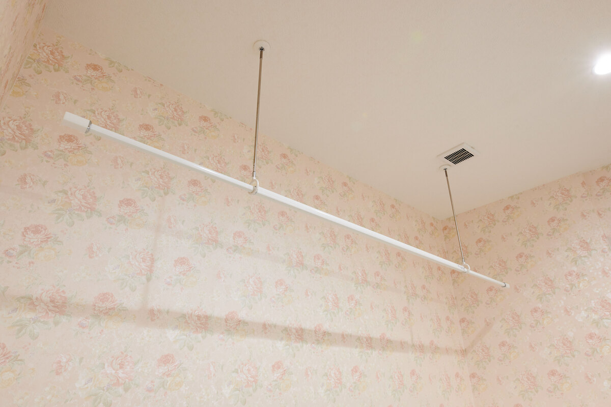 天井吊り物干しで家事効率向上