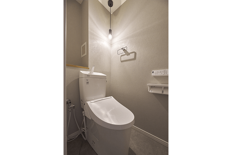 照明でお洒落なトイレ空間に